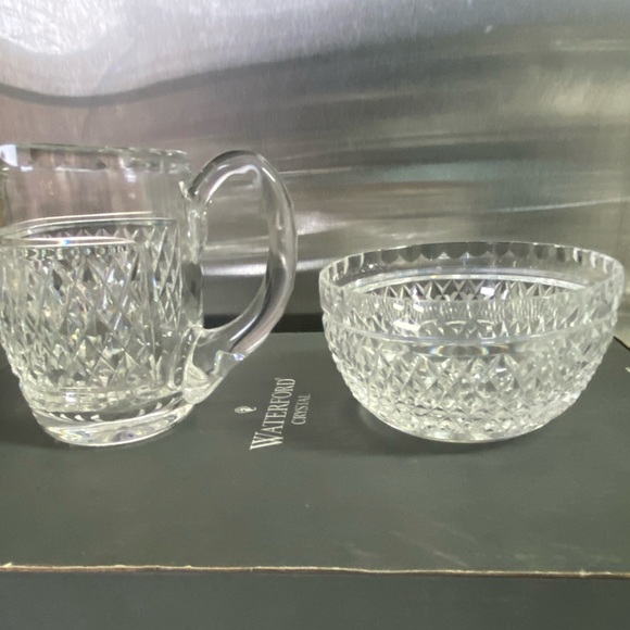 Waterford crystal sparkling cream and sugar set from the Giftware collection - Picture 7 of 7